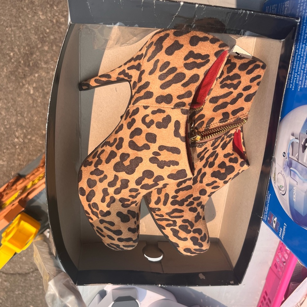 Women high heels